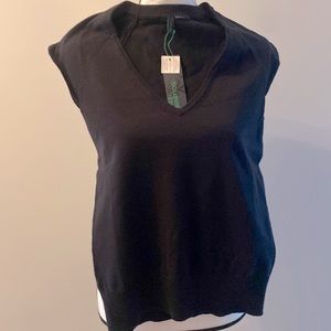 Benetton knit vest